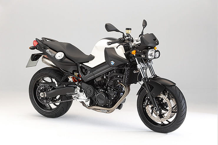 All the information you need to buy BMW’s naked parallel twin middleweight, the F800R – specs, prices and opinion