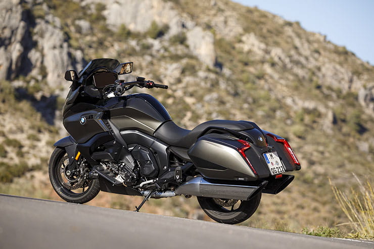 BMW K1600 GT GTL Bagger Grand America Review Price Spec_22